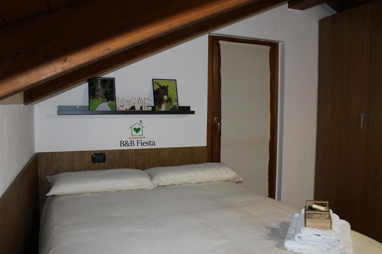 Villa Fiesta Oggiono Bagian luar foto