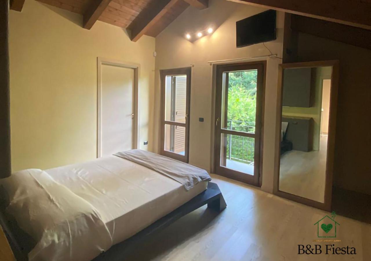 Villa Fiesta Oggiono Bagian luar foto
